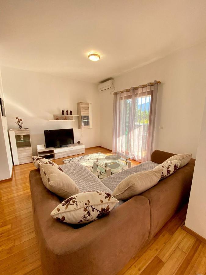Roman Garden Apartment Risan Εξωτερικό φωτογραφία