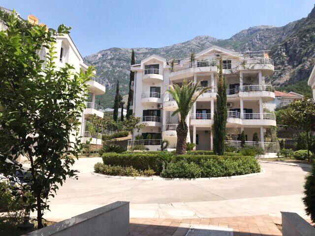 Roman Garden Apartment Risan Εξωτερικό φωτογραφία