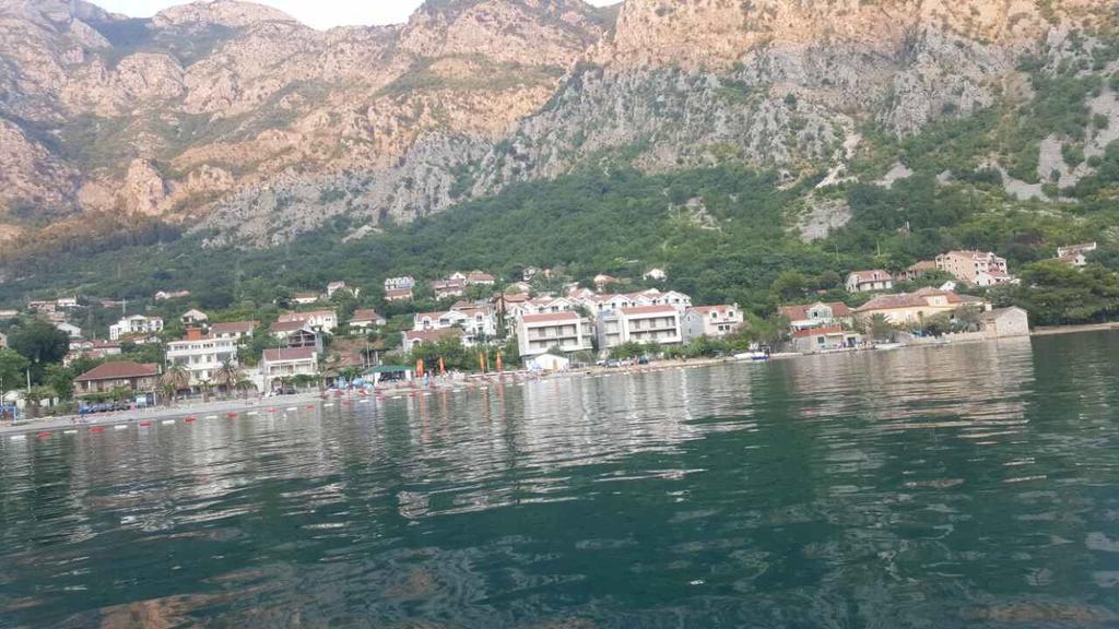 Roman Garden Apartment Risan Εξωτερικό φωτογραφία